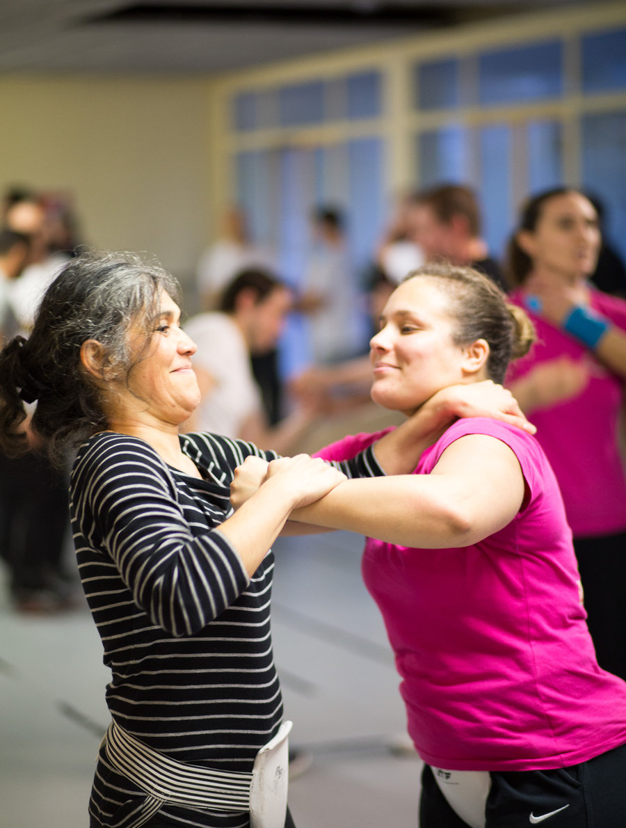 Cours de self-défense pour femmes en Bretagne — Krav Maga ABKM avec Nadine Walther