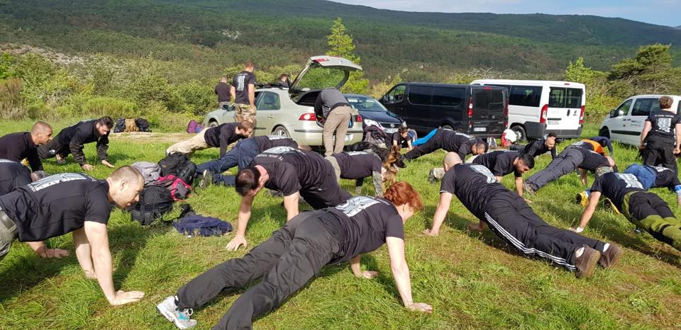 Stage Krav Maga du Verdon — entraînement physique collectif en pleine nature